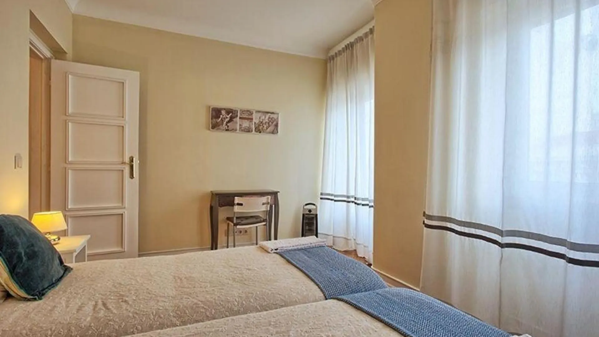 Studio Fuer 9 Personen Und 1 Kind In Lissabon, Regio De Lisboa Costa De Lisboa Apartment 0*, Lisbon Portugal
