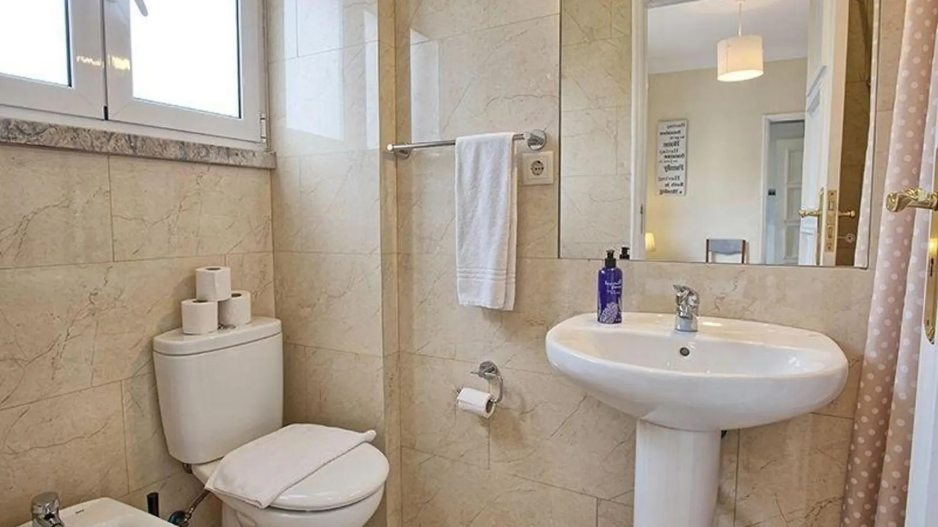Studio Fuer 9 Personen Und 1 Kind In Lissabon, Regio De Lisboa Costa De Lisboa Apartment Portugal