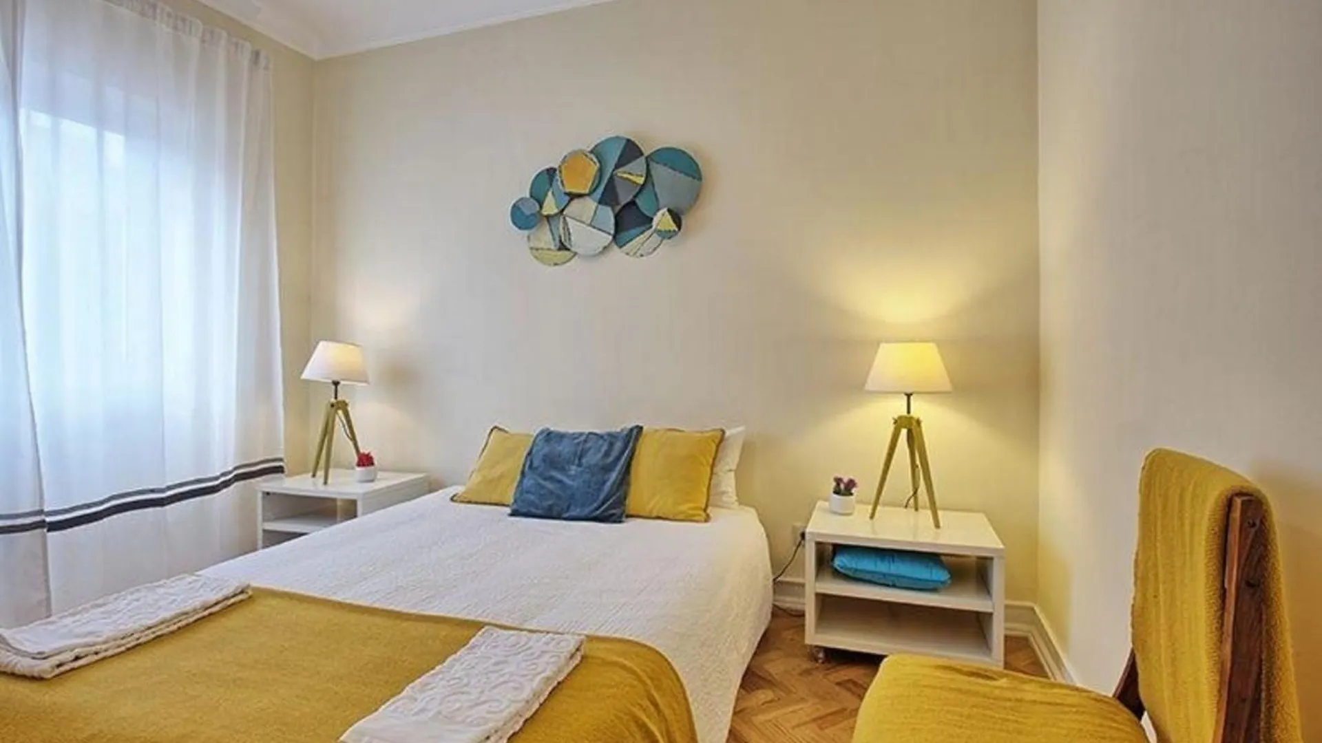 Studio Fuer 9 Personen Und 1 Kind In Lissabon, Regio De Lisboa Costa De Lisboa Apartment